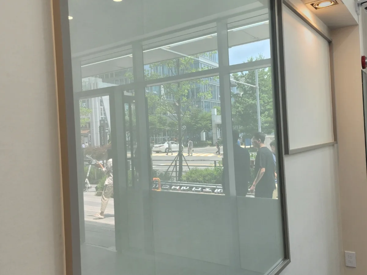 수성구 가천동 건물 복도·대기 동선 야간 위생청소 사례 - 행진크린